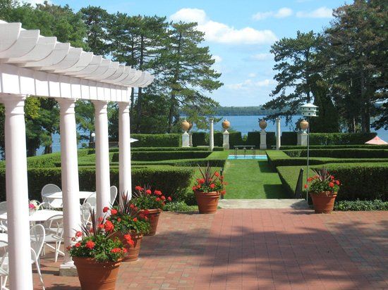 Lancellotti Dining Room at Geneva on the Lake